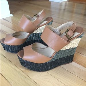 NINE WEST MULTICOLORED WEDGE LEATHER STRAP SANDAL
